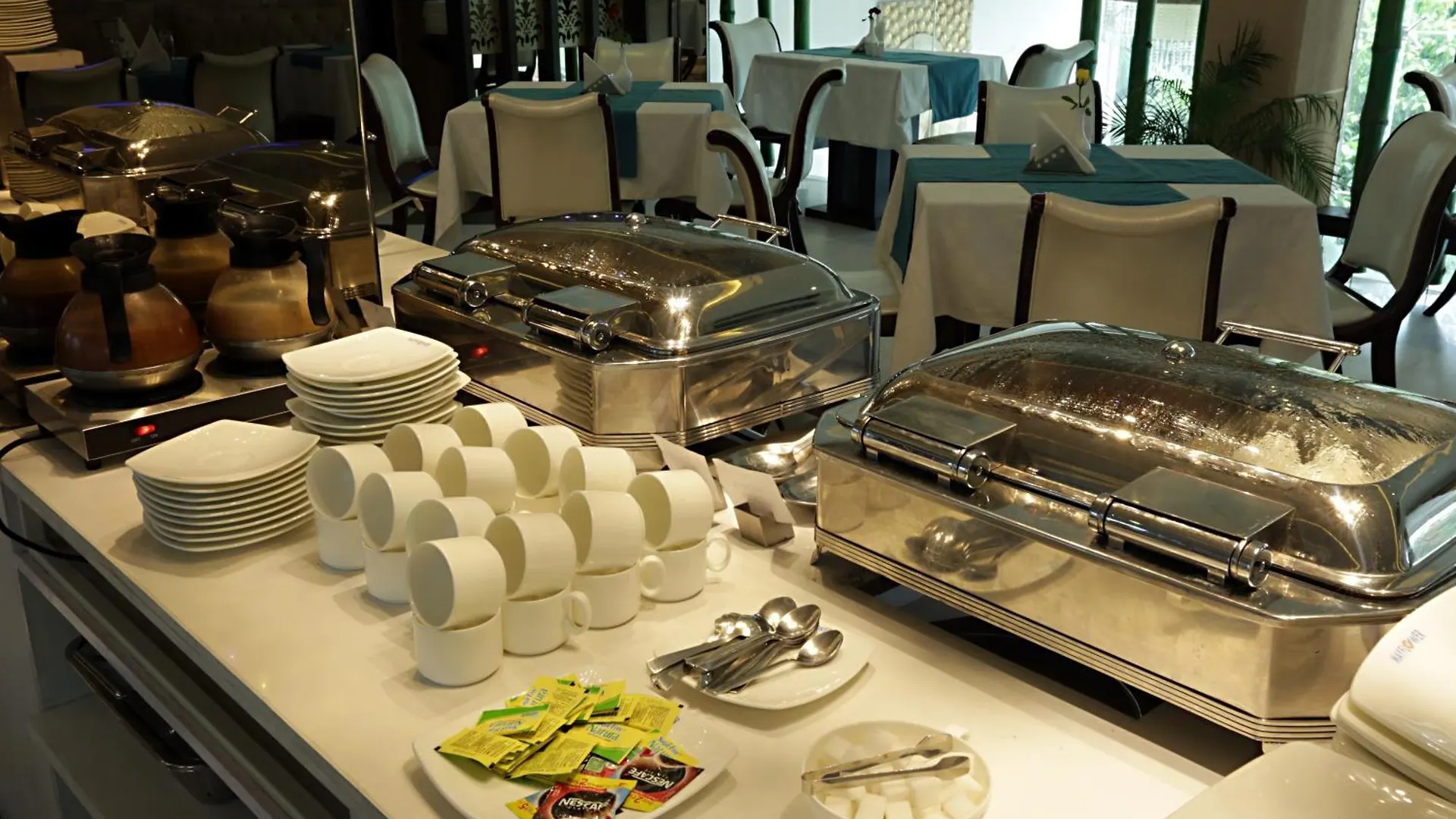 Hotel Prithvi Palace Igi Airport Delhi New Delhi 4*,  India