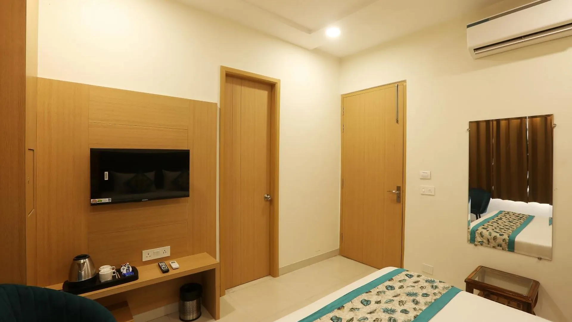 Hotel Prithvi Palace Igi Airport Delhi New Delhi