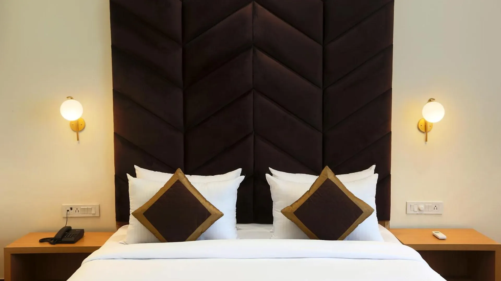 Hotel Prithvi Palace Igi Airport Delhi New Delhi